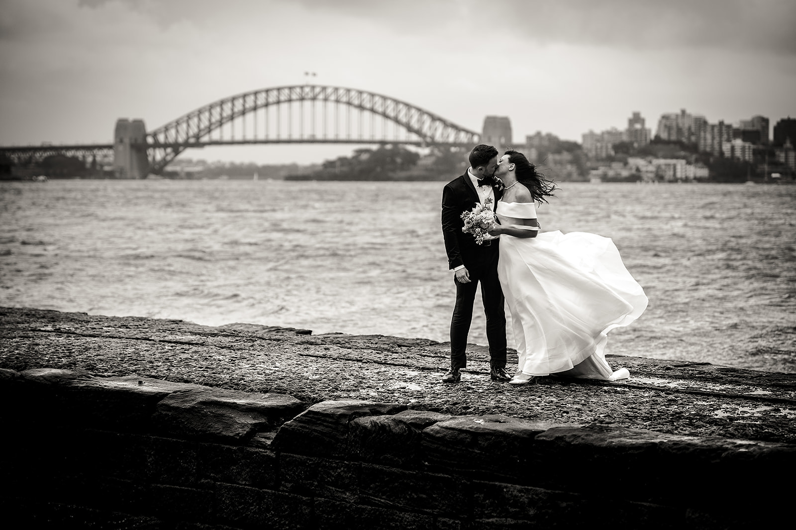 MK PIXELS WEDDING PHOTOGRAPHYMK401008-BNW.jpg